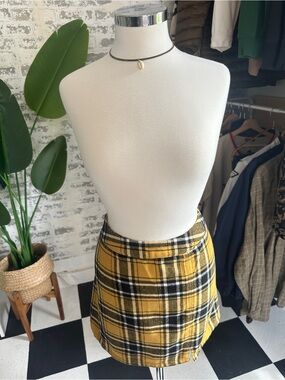No Boundaries Yellow Black Plaid Mini Skirt